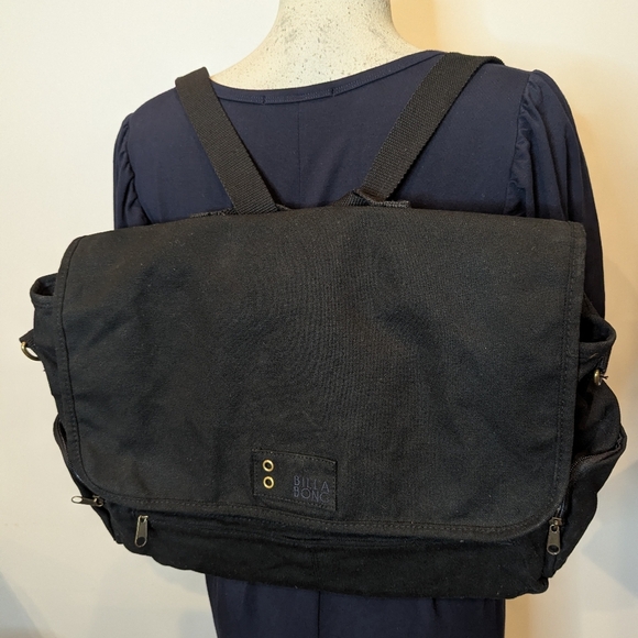 BILLABONG black convertible  backpack, crossbody, messenger Hand Bag - Picture 12 of 14